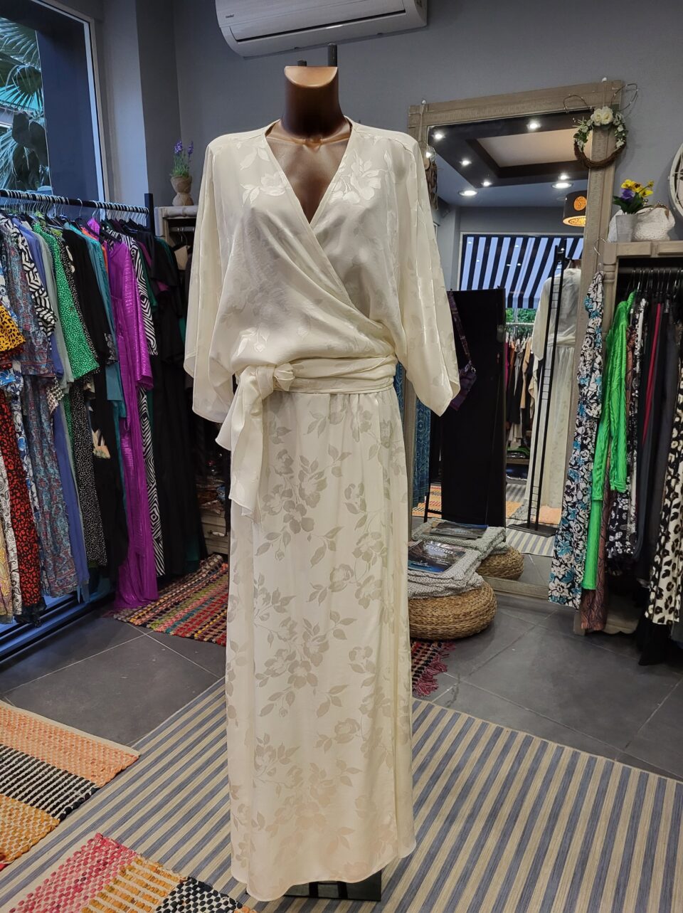 ΣΕΤ CURVYLICIOUS ΦΟΥΣΤΑ